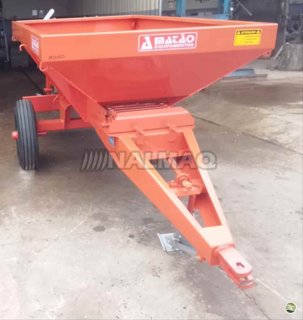 IMPLEMENTOS AGRICOLAS DISTRIBUIDOR CALCÁRIO 2500 Kg Nalmaq Máquinas Agrícolas SAO MATEUS DO SUL PARANÁ PR